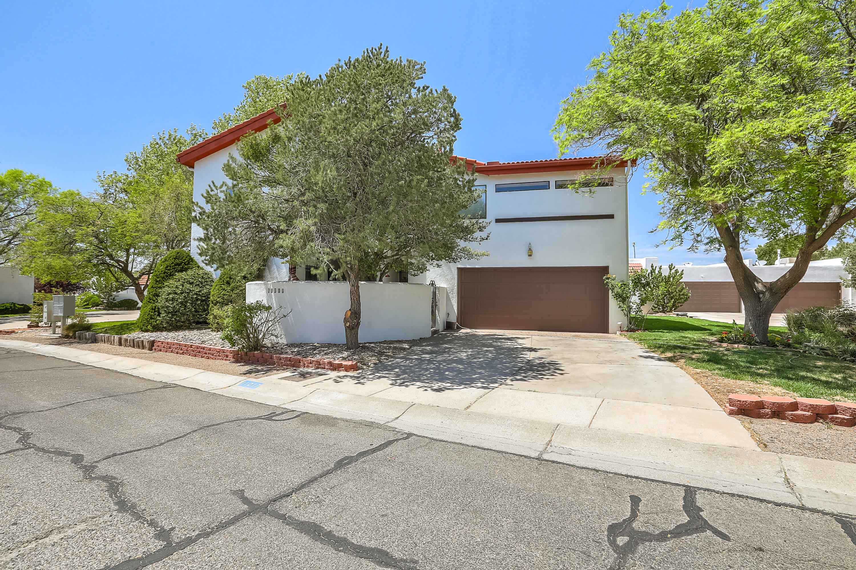 11017 Briarwood Terrace NE Albuquerque Home Listings - RE/MAX Elite Albuquerque Real Estate