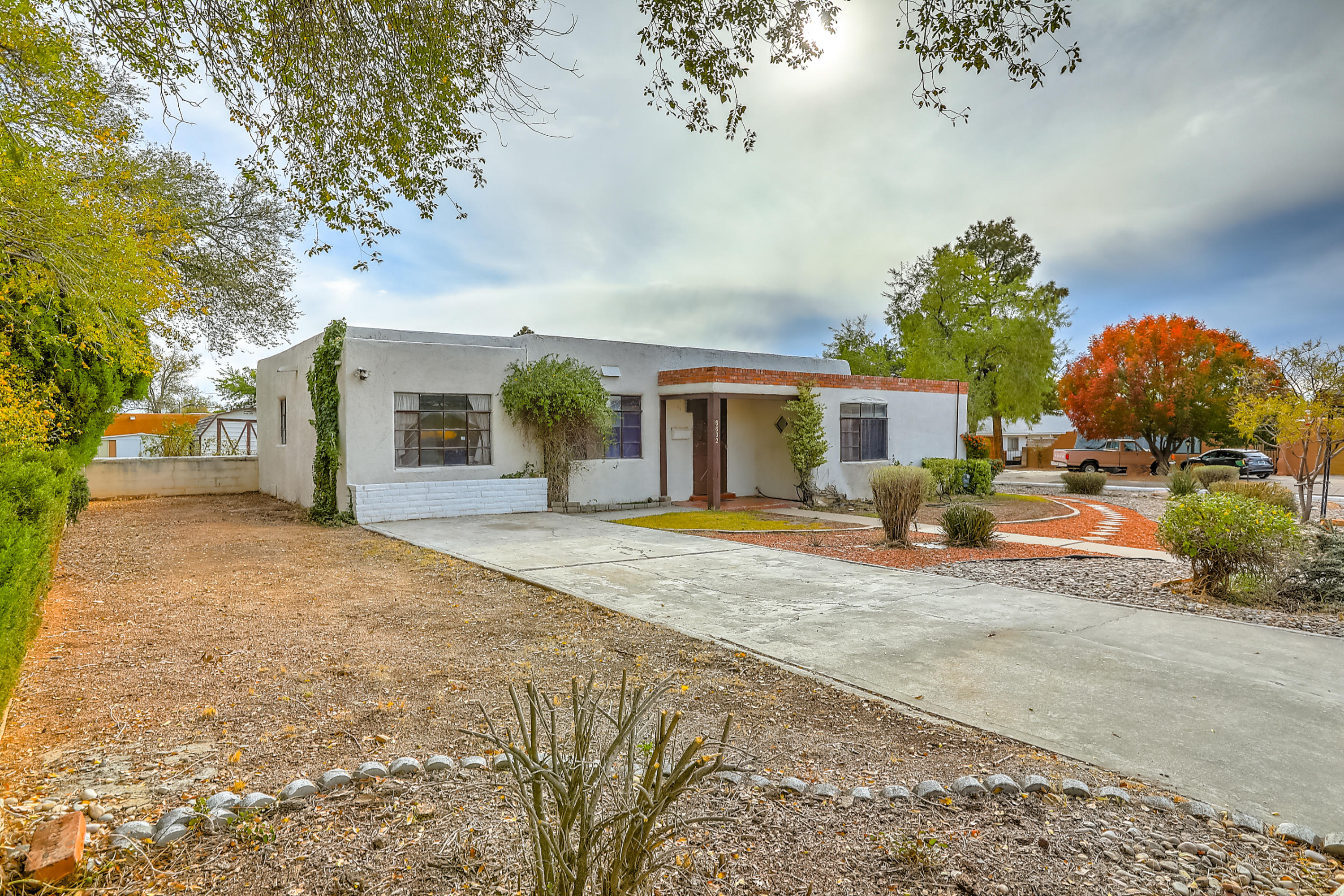 8802 Cottonwood Road NE Albuquerque Home Listings - RE/MAX Elite Albuquerque Real Estate